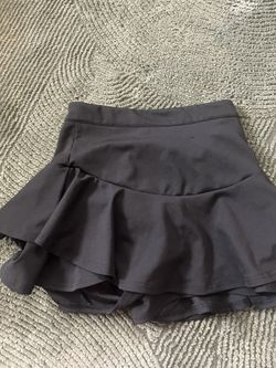 black ruffled skirt