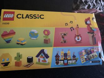 LEGO Classic Lots of Bricks (11030) set