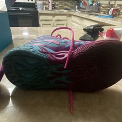 Melo Ball Iridescent Hornets Jr