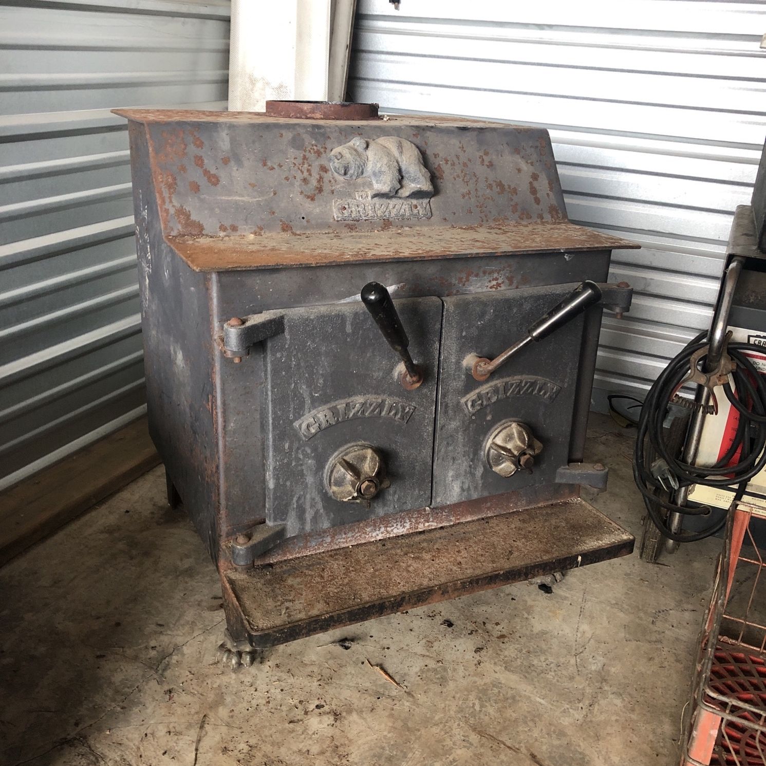 Grizzly Wood Stove 22”wide 201/2 Deap for Sale in Buckley, WA - OfferUp