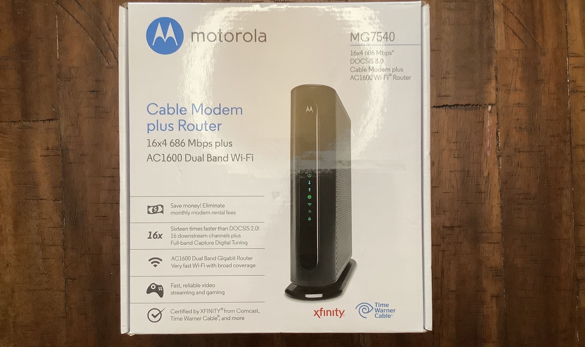 USED Motorola MG7540 modem/router