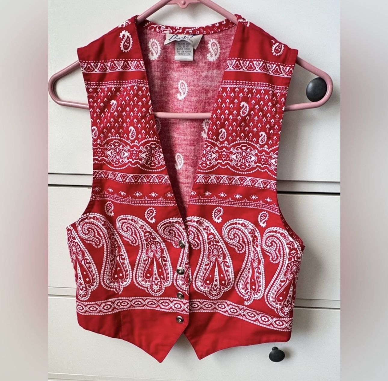Circle T Red Paisley Vest