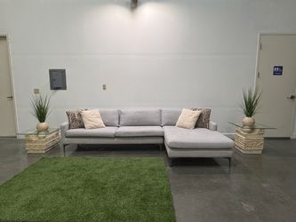 Modern Light Gray Sectional with Chaise NEED GONE