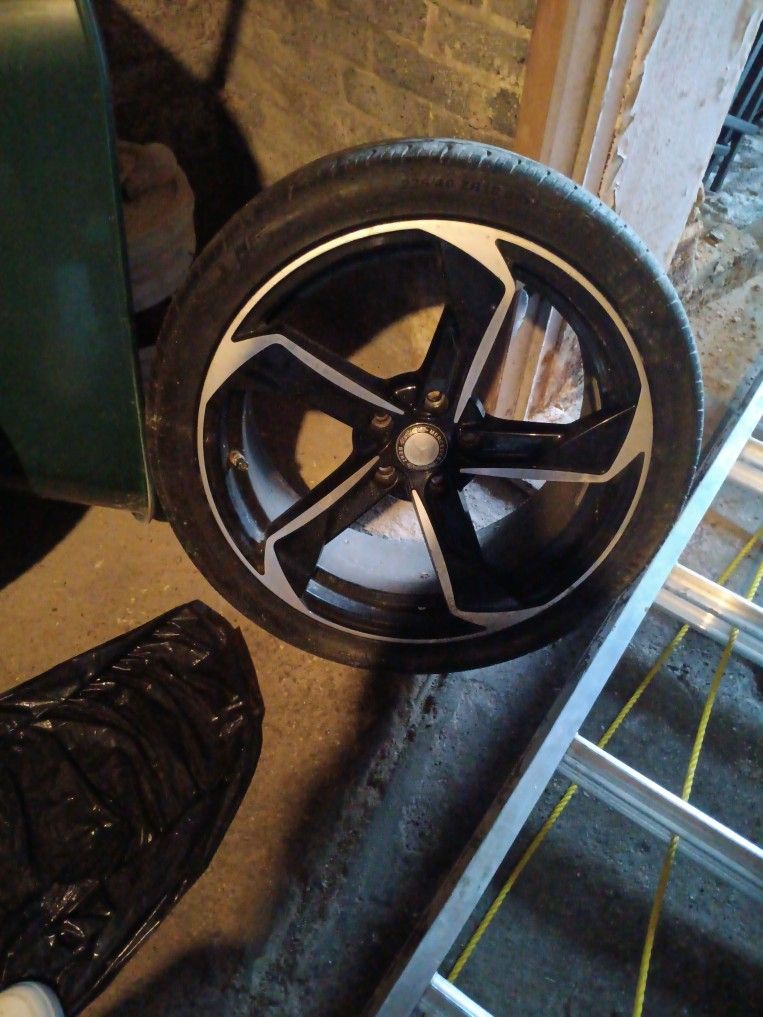 4 Revolution Racing/18x8 Rims