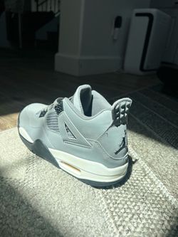 Air Jordan 4 Retro Cool Grey Sneaker