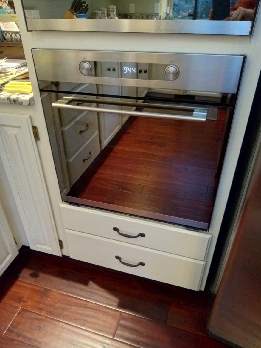 FREE Built In Electric Convection Oven