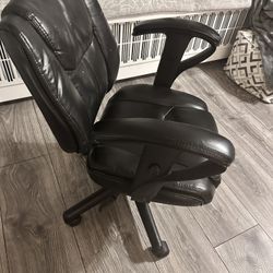 Leather black Office chair 