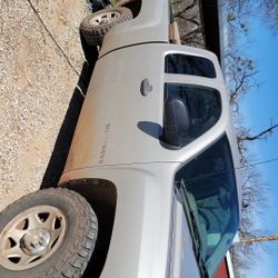 08 Chevy 1500 4x4