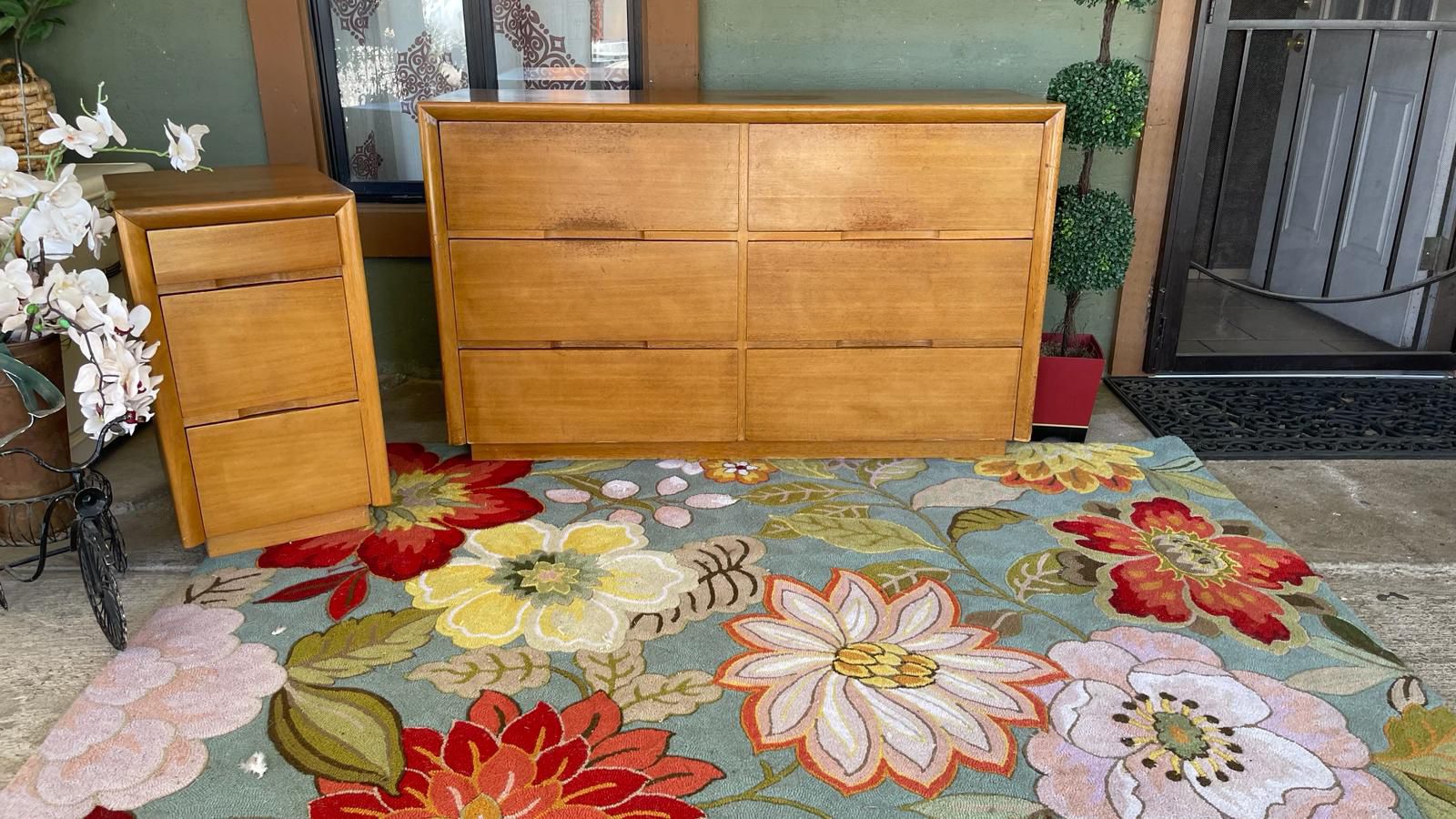 Gorgeous 1960 Mid Century  Doblue Dresser walnut Dovetail And Stand 