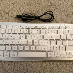 White Silver Wireless Computer Keyboard 
