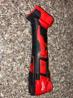Milwaukee M18 Cordless Oscillating Multi-Tool 2626-20 – Lightly Used