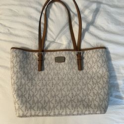 Michael Kors Tote