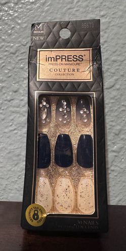 Press-on manicure Luna , no glue needed  30 nails