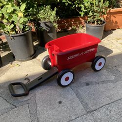 Radio Flyer Small Wagon Plastic 