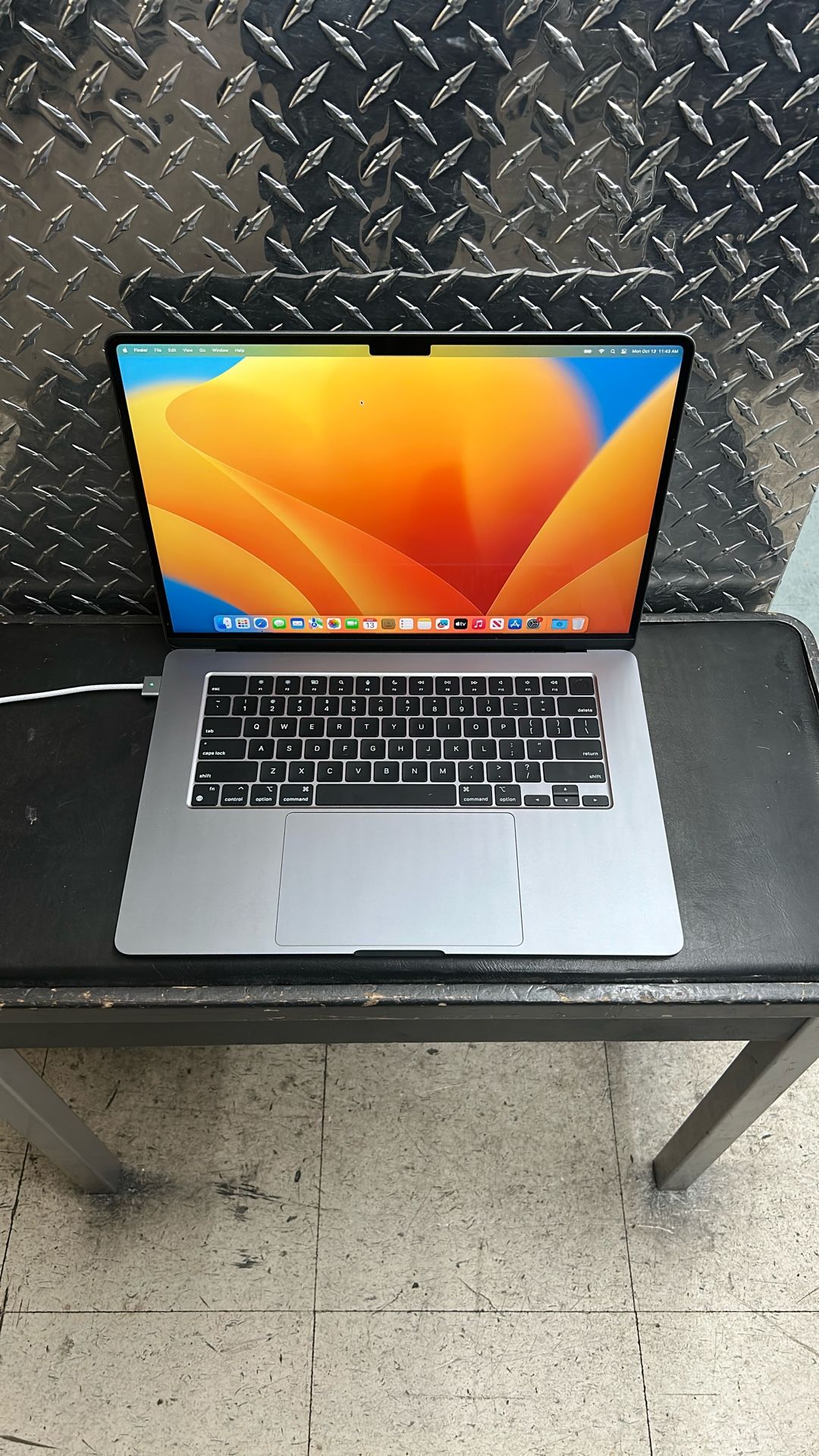 Apple MacBook Air 15-Inch M2 8GB 512GB 2023 A2941 MQKQ3LL/A