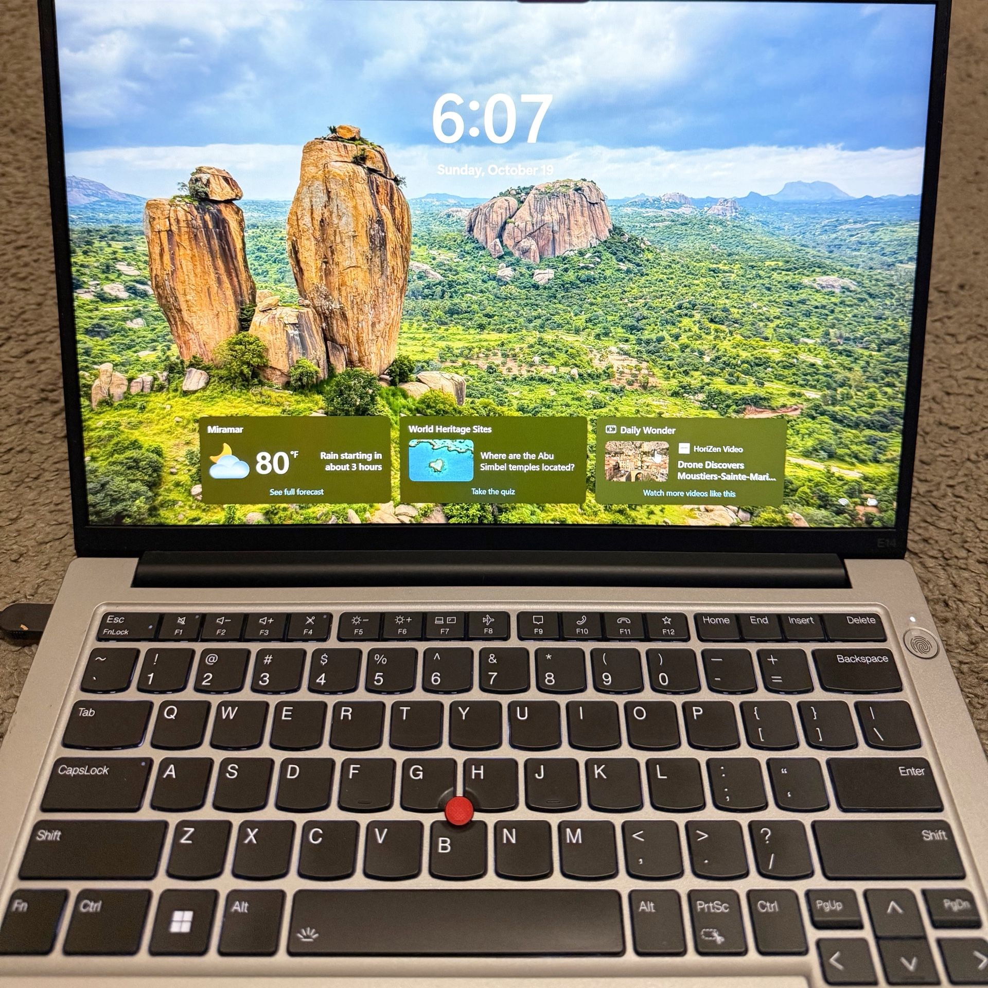 Lenovo ThinkPad E14 Gen 5 14" Intel Core i7-1355U 16GB DDR4 512GB SSD Windows 11