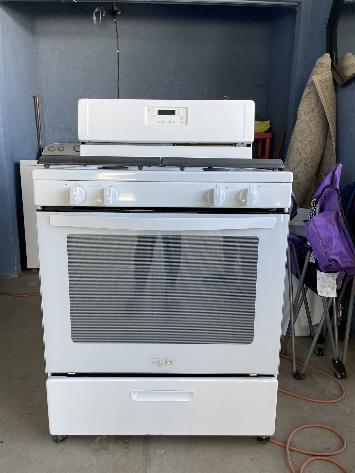 Whirlpool Gas Stove
