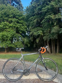 Giant TCR 2 Road Bike – Large Frame - Carbon fork Lightweight Bicycle