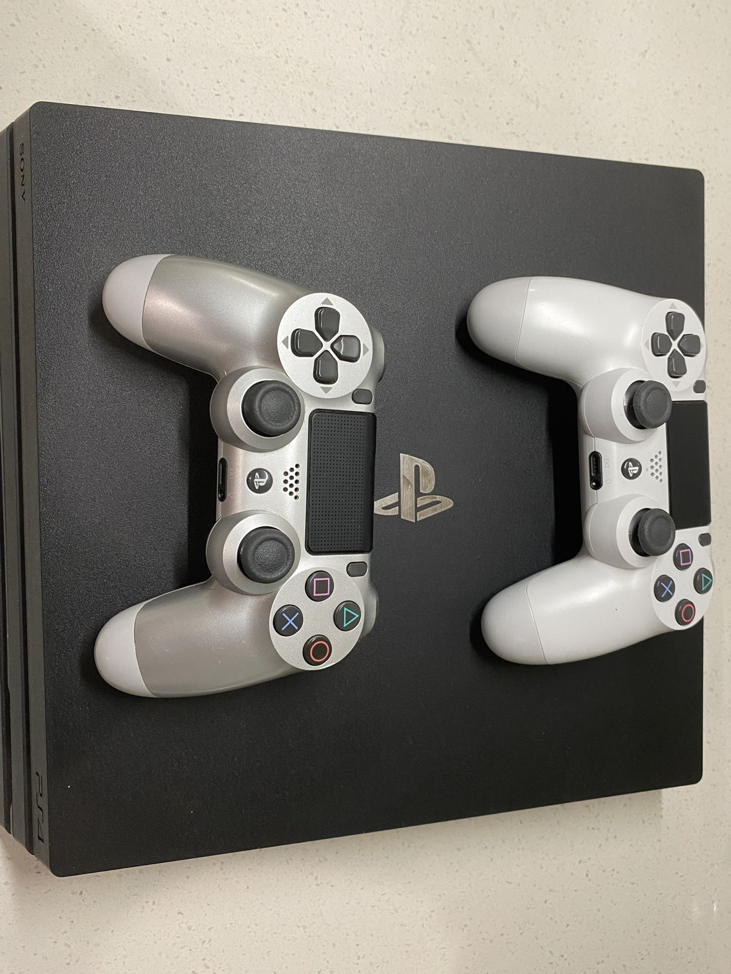 Clean PS4 PRO 1TB With 2 Working Controllers,Power Cord.