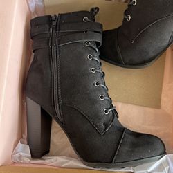 Charlotte Russe Black Boots