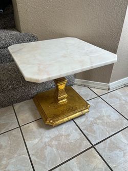 Vintage Marble Top Accent Table Gold Gilt Pedestal Base Hollywood Regency Side