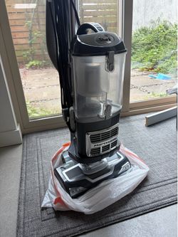 Shark Upright Vacuum Cleaner – Model UV540