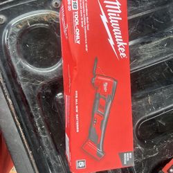 Milwaukee Oscillating 