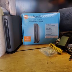 Cable Modem / Wi-Fi Router