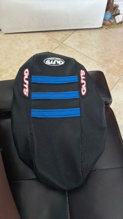 Guts seat cover for surron