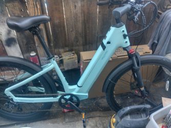VELOTRIC DISCOVER 1 500W 48 V $200 OBO