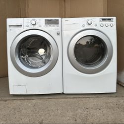 LG Washer And Gas Dryer Laundry set