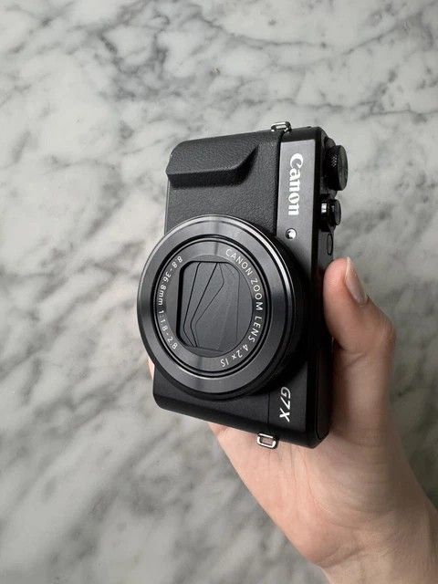 Canon PowerShot G7X Mark II