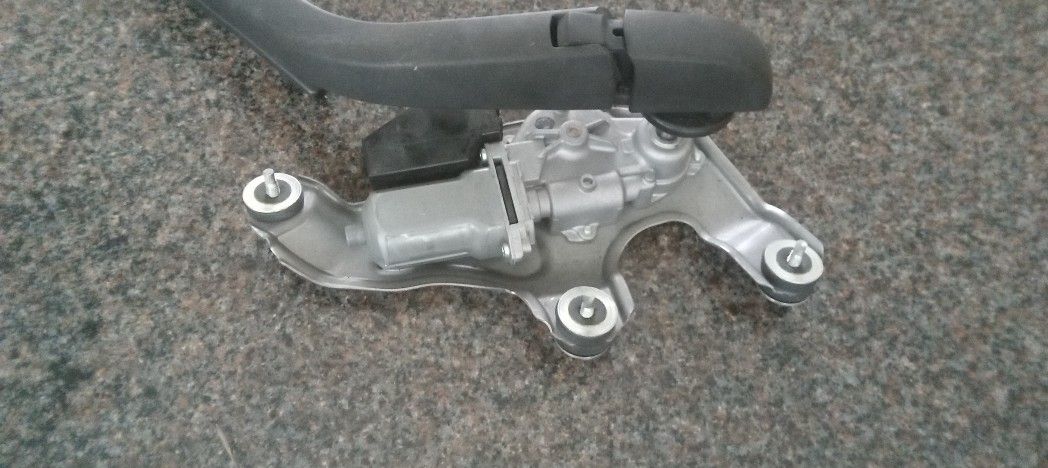 Windshield With Motor