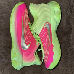 Men’s Nike Giannis Immortality 4 size 9