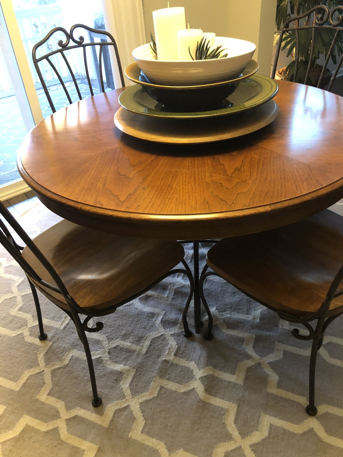 Beautiful Solid Wood Dining table For 4