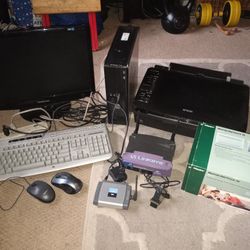 Desktop Dell Computer With Everything You Need For It