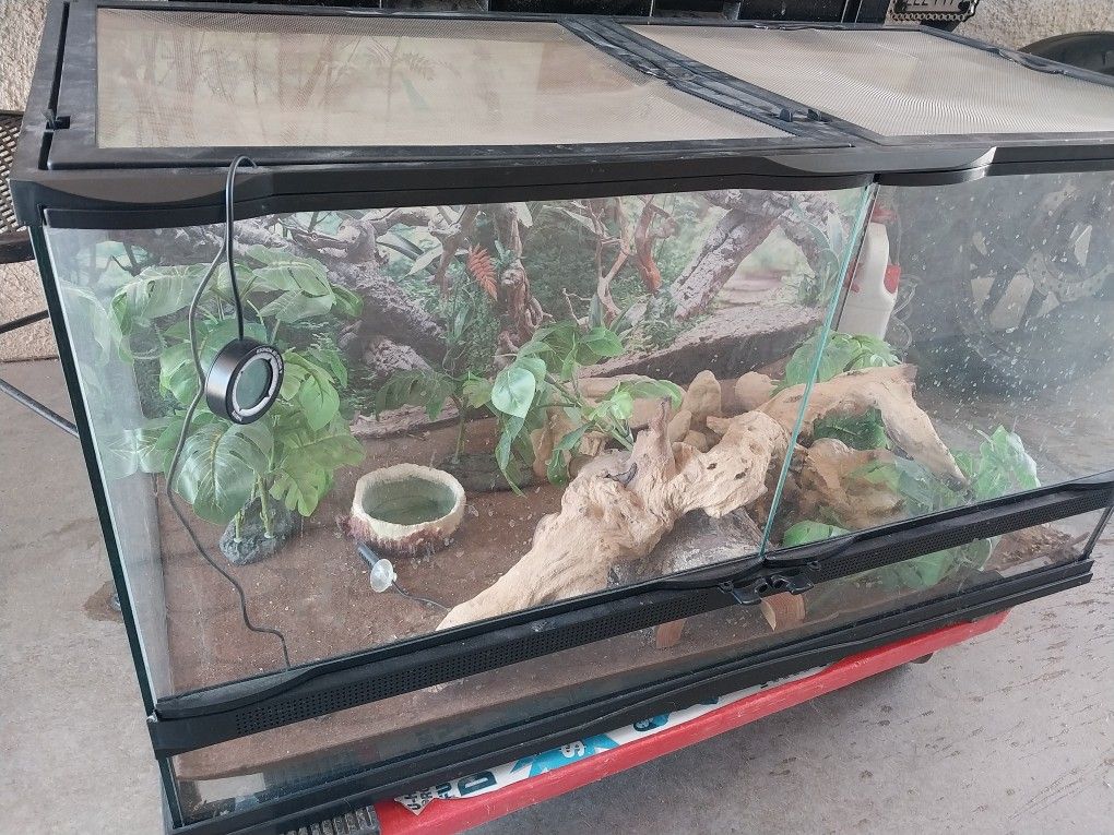 Zoo Med 40-Gallon Front Opening Reptile Tank