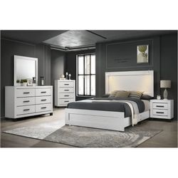 Queen Bedroom Set Including Pillow top. Mattress 