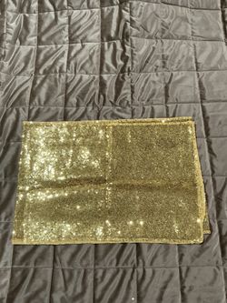 Table runner shinny gold
