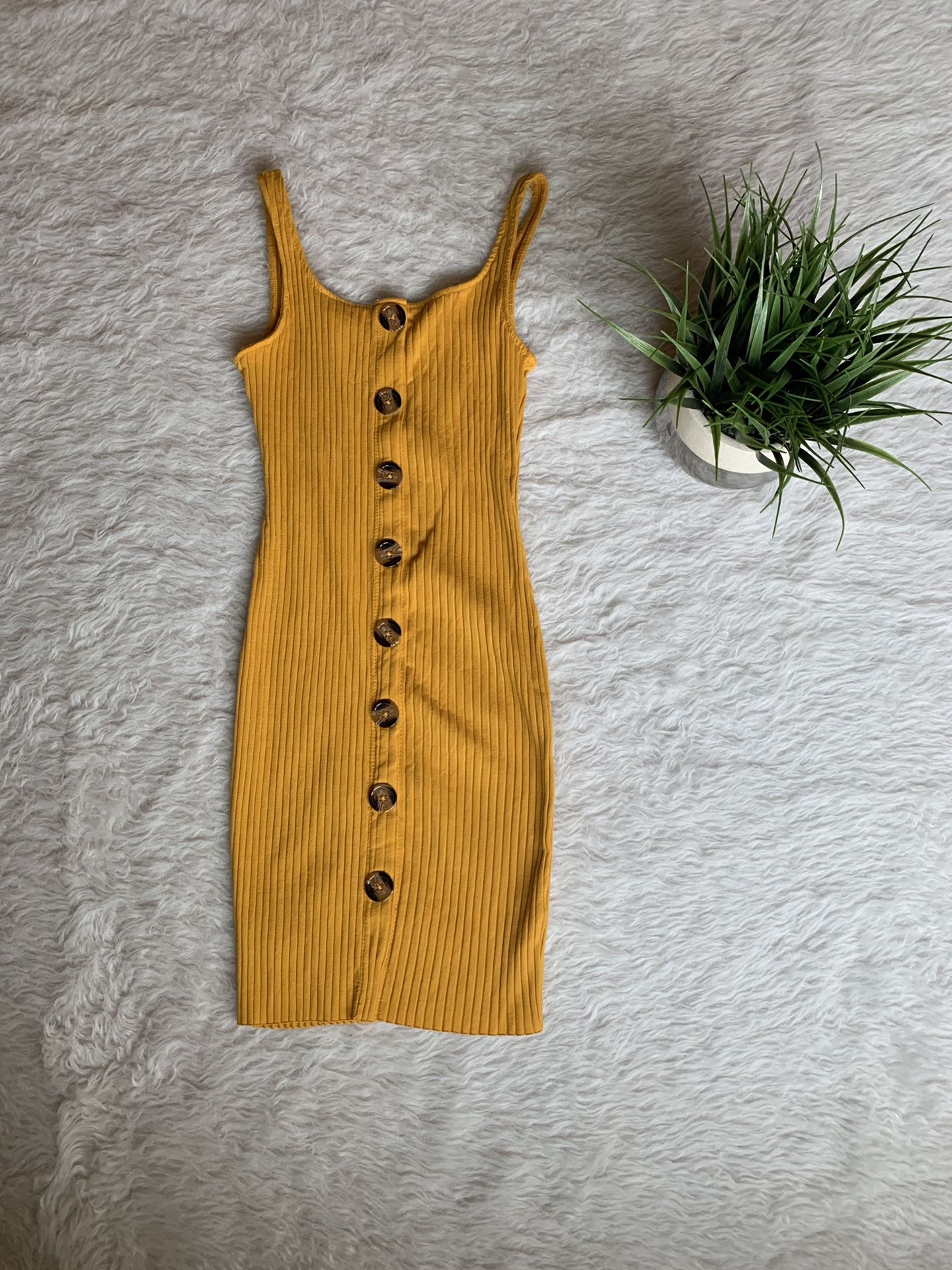 SIZE MEDIUM Mustard Knit Casual Dress