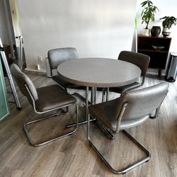 Vintage Dining Set With Cesca chairs in gray