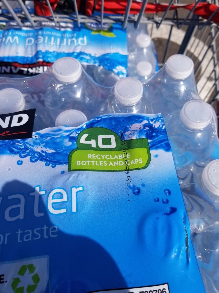 Bottled water 40pk.