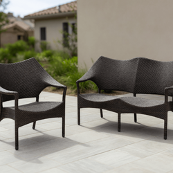 2024 Janus et Cie Amari Outdoor Lounge Set – Like New, 3 Pieces - Dallas, TX