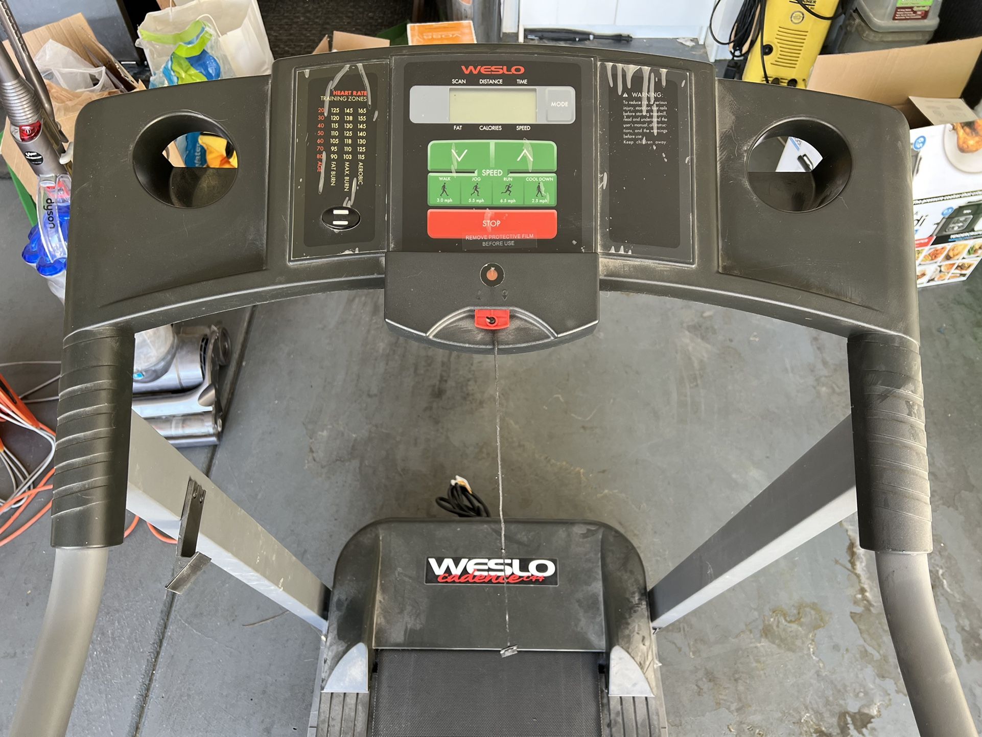 Weslo Cadence C44 treadmill for Sale in Las Vegas NV OfferUp