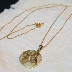 Necklace W/Butterfly