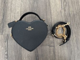coach heart crossbody