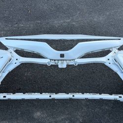 WHITE PERL TOYOTA CAMRY 2021 2022 2023 FRONT BUMPER