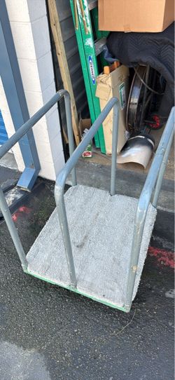 Metal Platform Cart with Railings