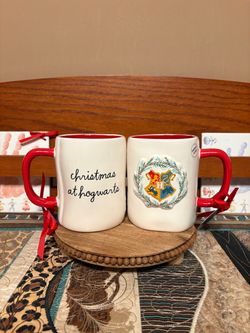 Rae Dunn Christmas At Hogwarts Mug