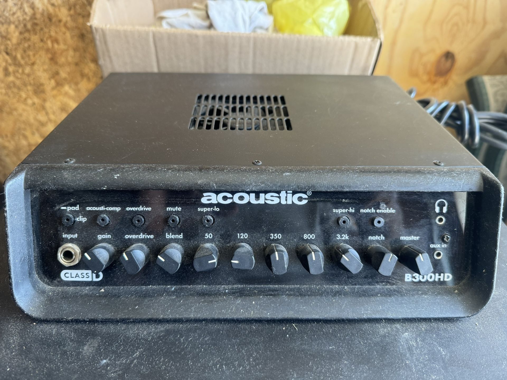 Acoustic B300 Hd